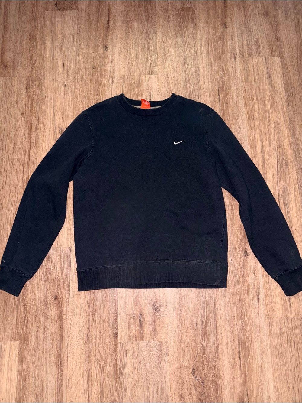 Vintage Nike Men’s Navy Blue Crewneck Sweatshirt